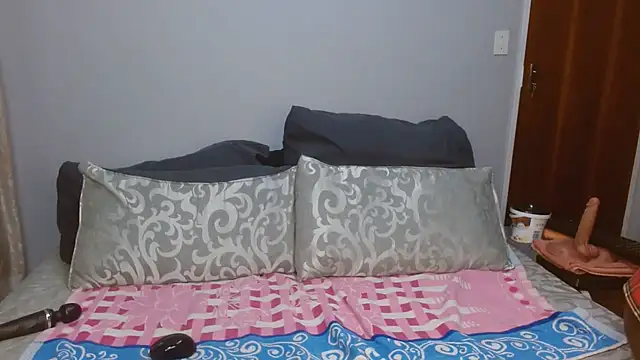 Sala de chat ao vivo de NaughtySisters