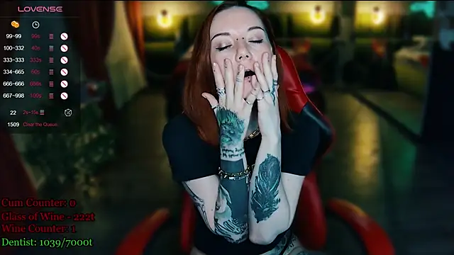 Chatroom XXX en direct de MaxPhoenixx