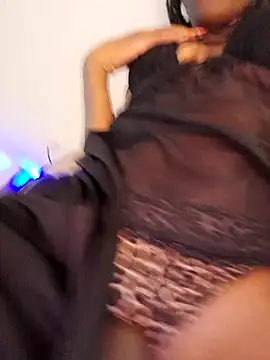Chat +18 de MissBehave_ ao vivo
