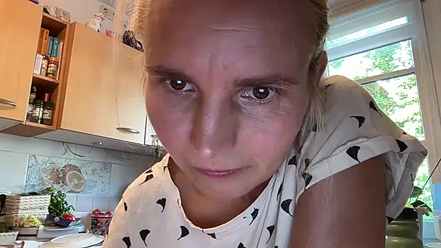 s-te-fan-i webkamerás műsora