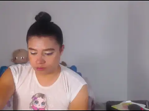 katrinawillff 网络视讯表演