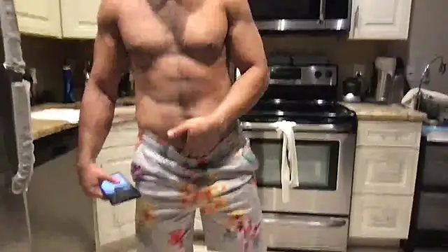 Pokazy przed kamerką – BigGuyMuscle