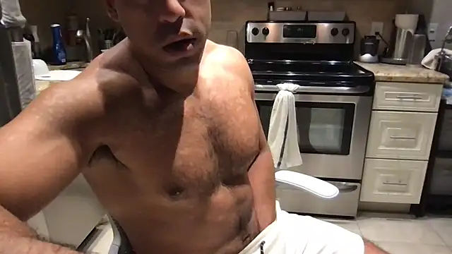 BigGuyMuscle: вебкам-шоу