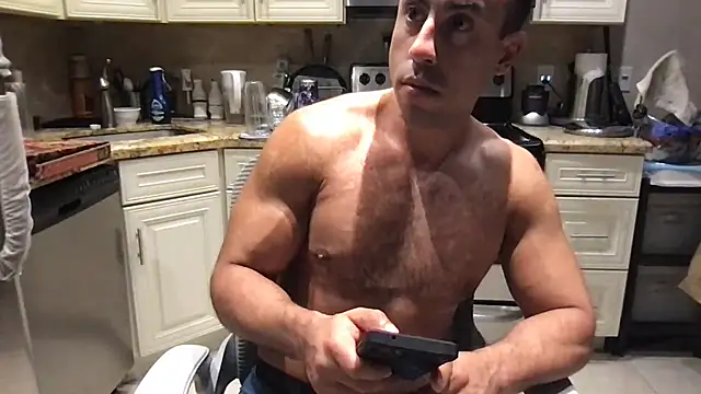 BigGuyMuscle webkamerás műsora