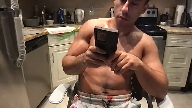 BigGuyMuscle webkamerás műsora