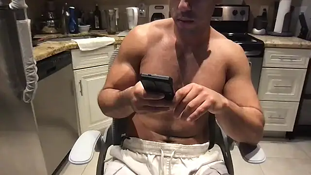 BigGuyMuscle's Webcam Show