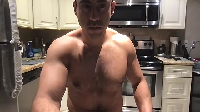 BigGuyMuscle webkamerás műsora