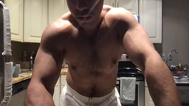 BigGuyMuscle webcam show