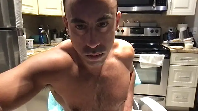 عرض كام BigGuyMuscle