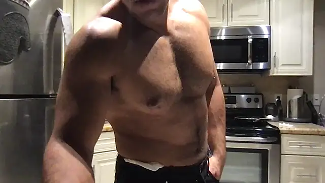 BigGuyMuscle Show in webcam