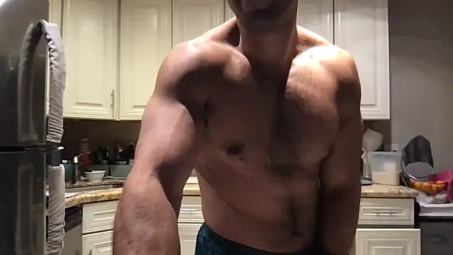โชว์เว็บแคมของ BigGuyMuscle