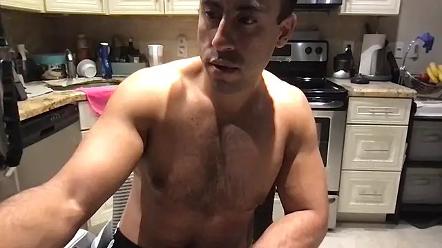 BigGuyMuscle: διαδικτυακό σόου στην κάμερα