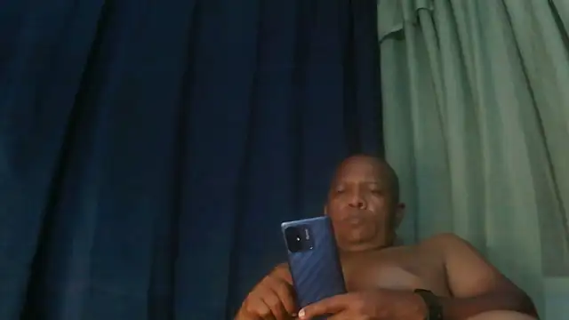 عرض كام bigblackcock75