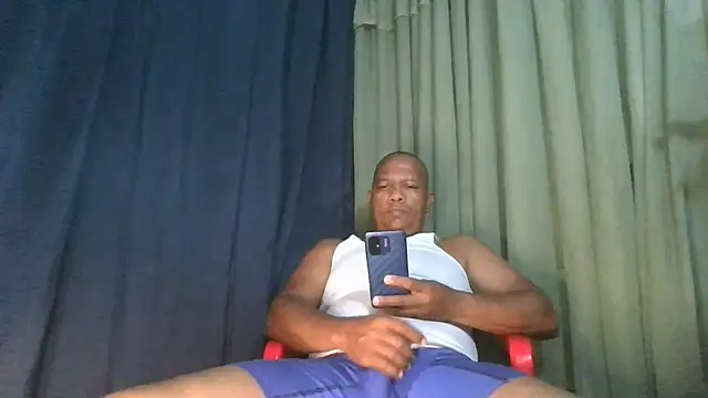 Webkamerová show bigblackcock75