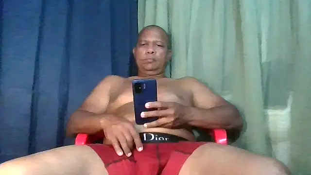 bigblackcock75 Webcam show