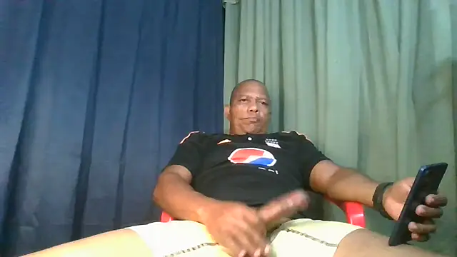 bigblackcock75 Adlı Modelin Web Kamerası Şovu