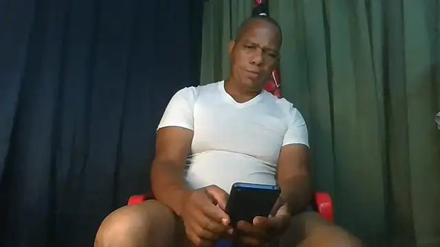 bigblackcock75's Webcam Show