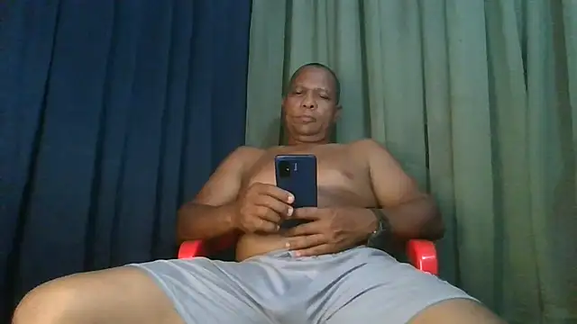 عرض كام bigblackcock75