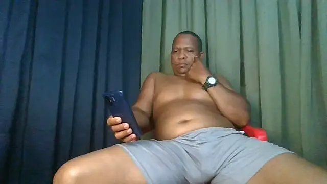 bigblackcock75 Pertunjukan Webcam