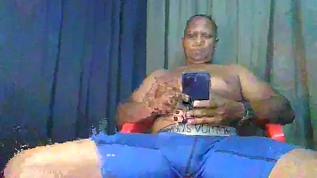 Вебкам-шоу bigblackcock75