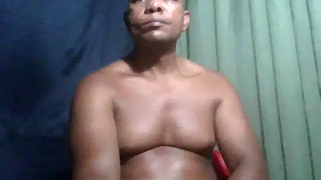 Webkamerová show bigblackcock75