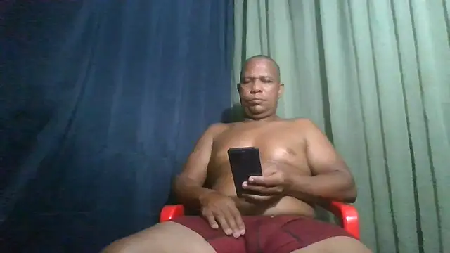 bigblackcock75's Webcam Show