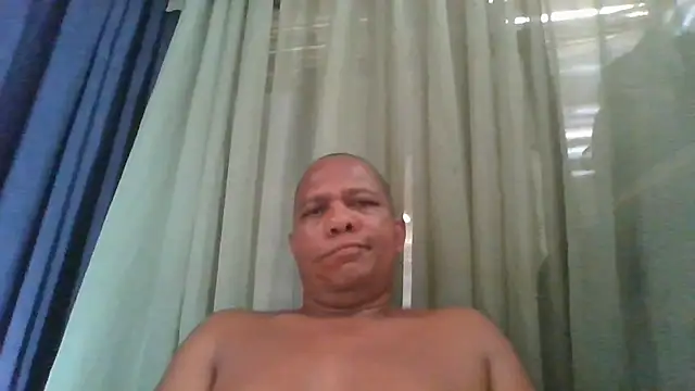 bigblackcock75 Webcam Show