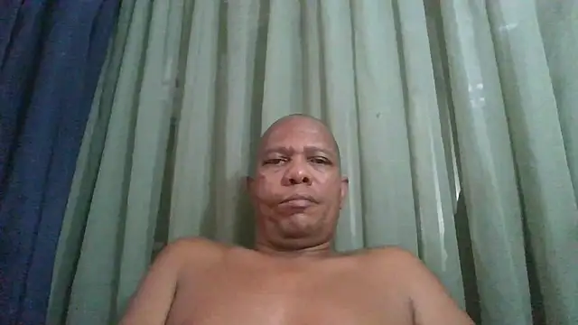 โชว์เว็บแคมของ bigblackcock75