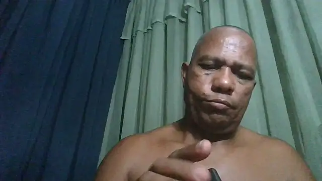 Show de webcam de bigblackcock75