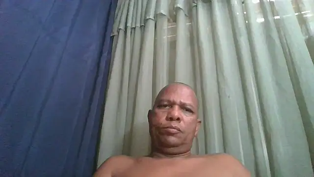 bigblackcock75 Webcam show