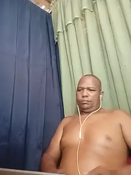 Webkamerová show bigblackcock75