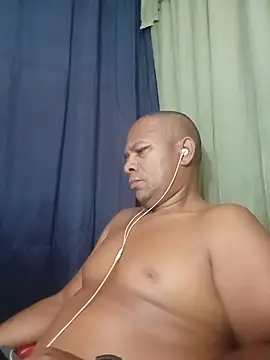 Show de bigblackcock75 na webcam