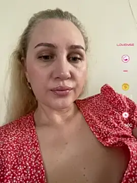 YourBlondee Webcam-Show