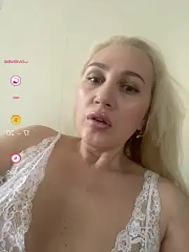 YourBlondee Webcam show
