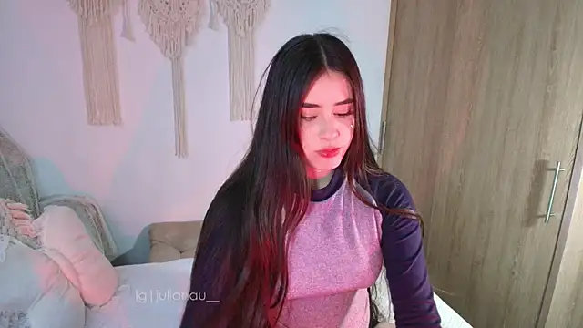 iriswest_'s Live XXX Chat