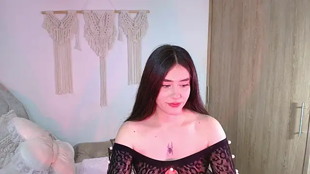 צ'אט XXX בשידור חי של iriswest_