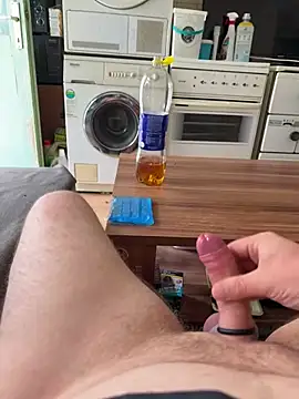 MatThiAs2806 Show in webcam