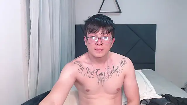 MathewCollin Webcam show