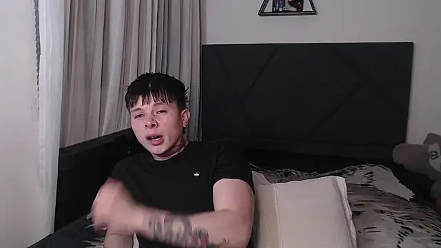 MathewCollin Show Webcam
