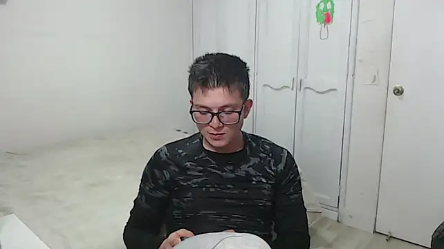 MathewCollin Pertunjukan Webcam