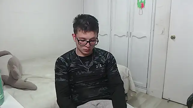 MathewCollin Webcam show