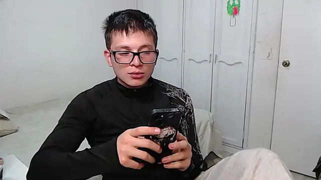 MathewCollin Show in webcam