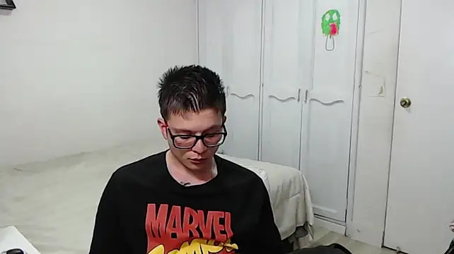 MathewCollin Show in webcam