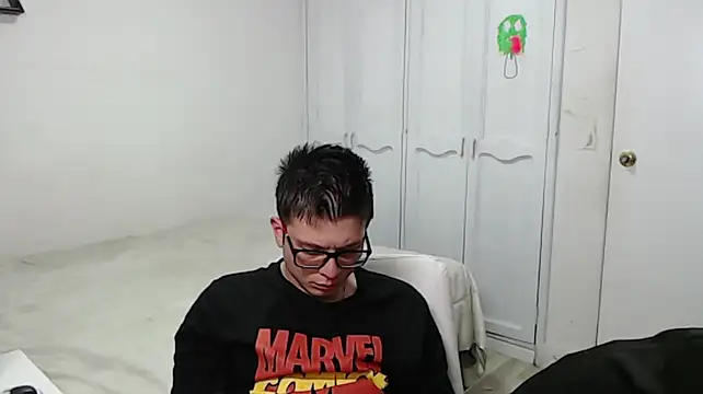 MathewCollin webcam show