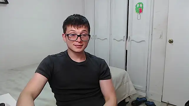 MathewCollin – webcam-show