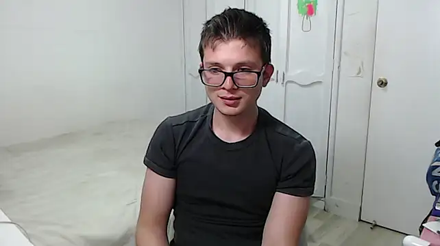 MathewCollin – webcam-show