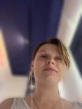 Wet___librarian's Live XXX Chat