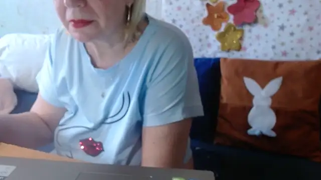 QueenLana – Live XXX-chat