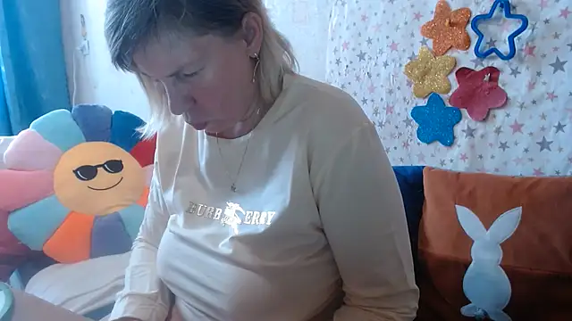 QueenLana's Webcam Show
