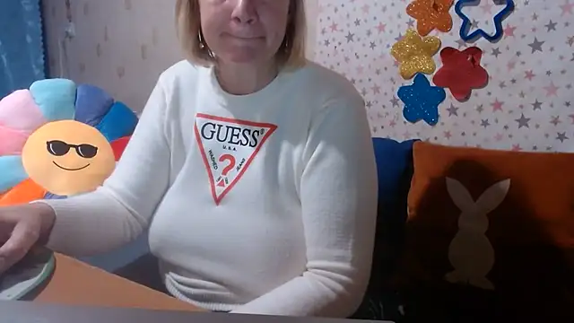 QueenLana's Live XXX Chat
